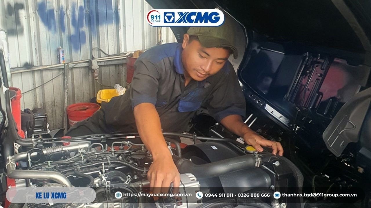 Bảo dưỡng bạc đạn trống lu và moay-ơ giúp trống lu quay êm, giảm mài mòn và duy trì hiệu suất đầm nén ổn định.