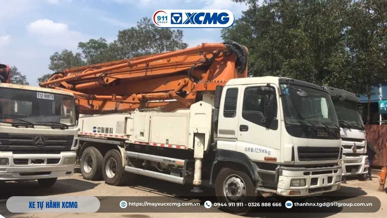 Xe bơm bê tông tự hành