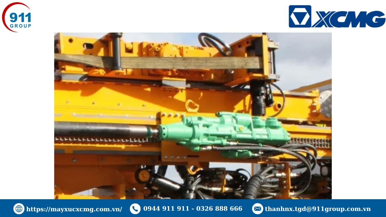 Hình ảnh sự cố rò rỉ của máy khoan đá